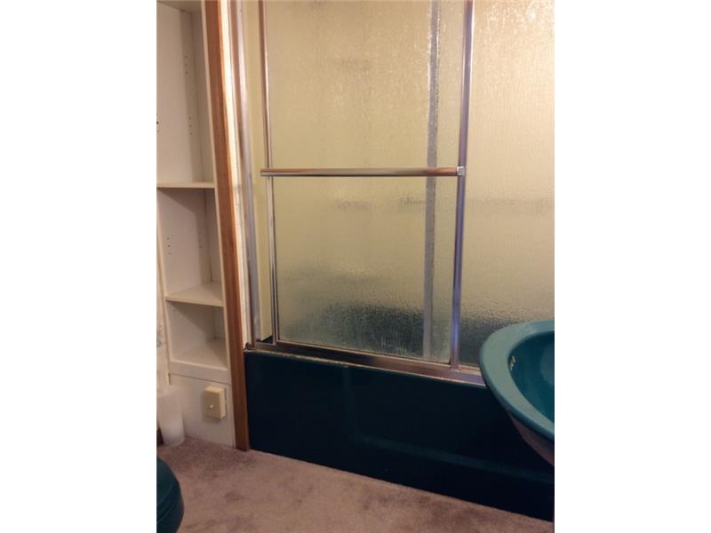 145 South Duffy Road Butler, PA 16001 - Photo 10 of 15 Full Bath.