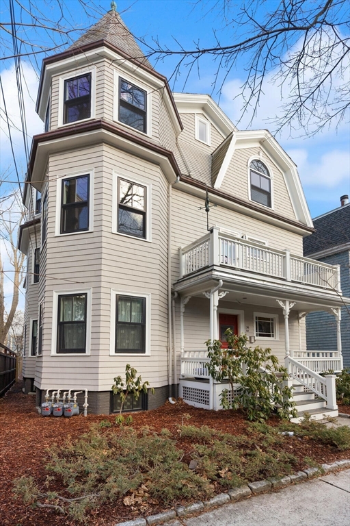 36 Gorham Street, Unit 3 Cambridge, MA 02138 - Photo 28 of 31 a front view of a house