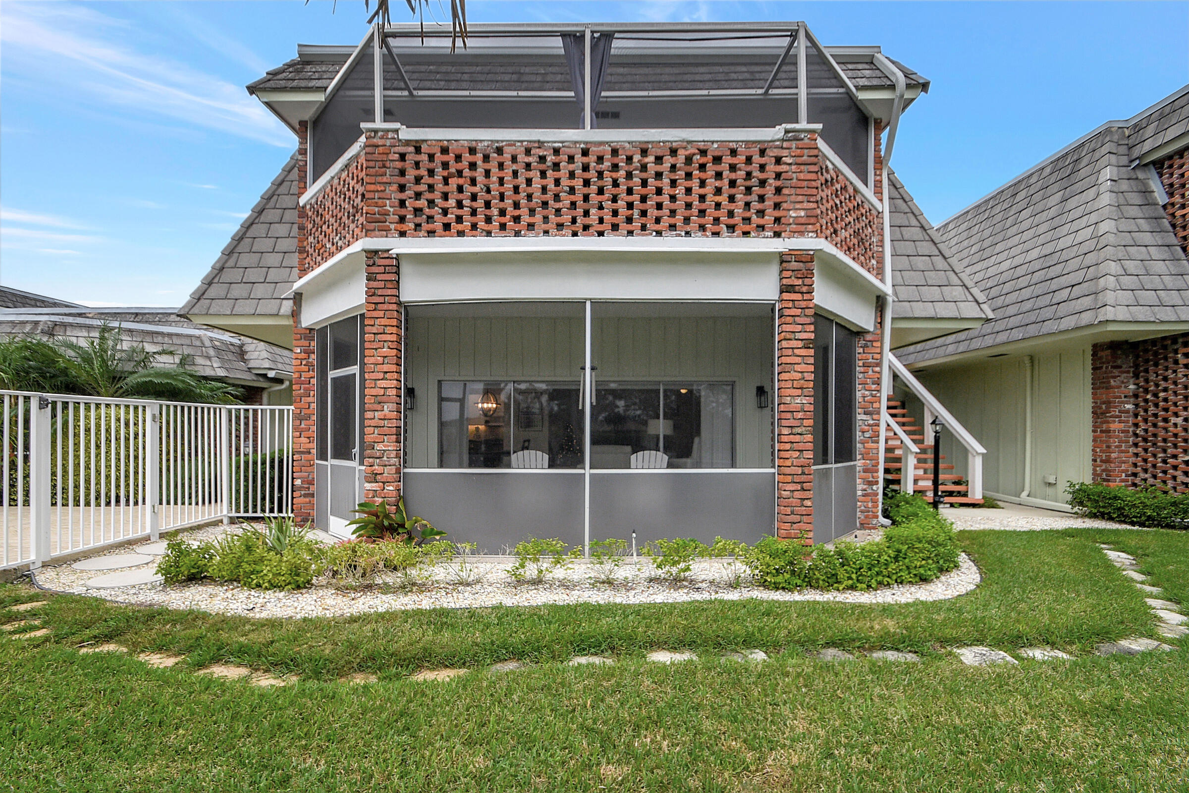 324 Orange Tree Drive, Unit 2 Atlantis, FL 33462 - Photo 32 of 67 Backyard