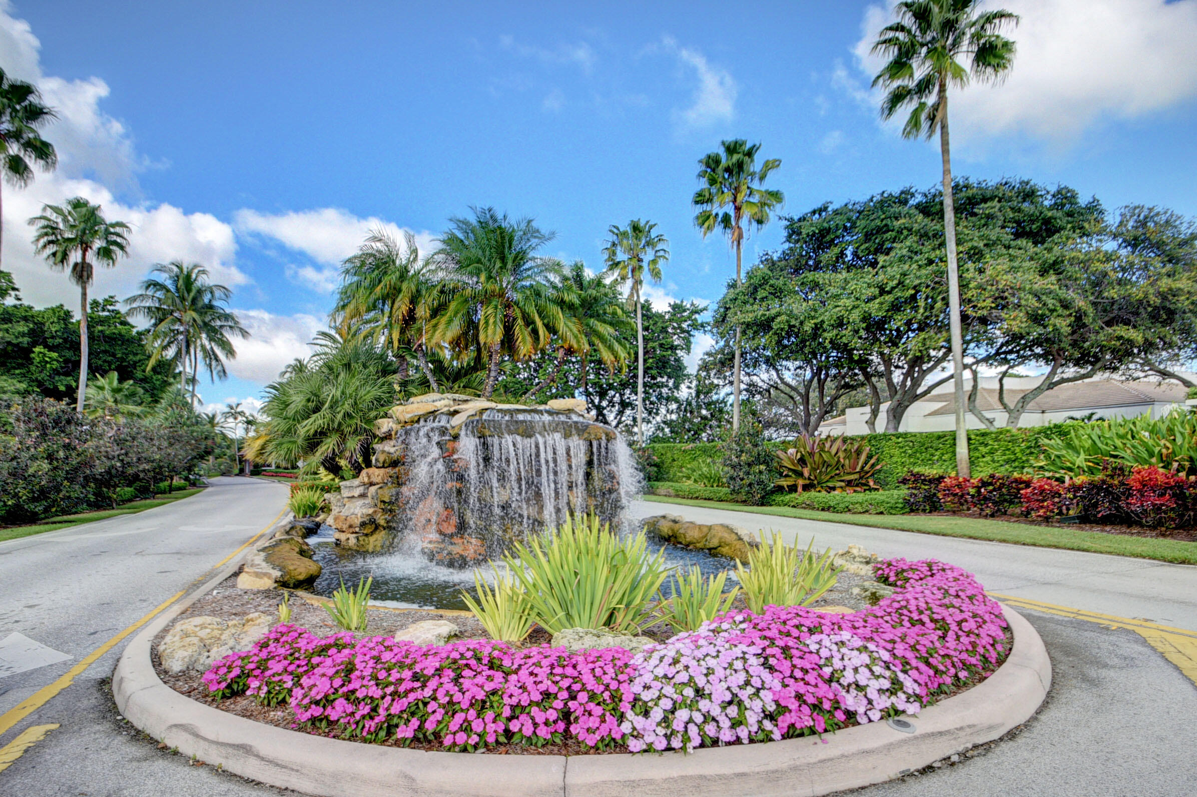 324 Orange Tree Drive, Unit 2 Atlantis, FL 33462 - Photo 40 of 67 Fountain 2