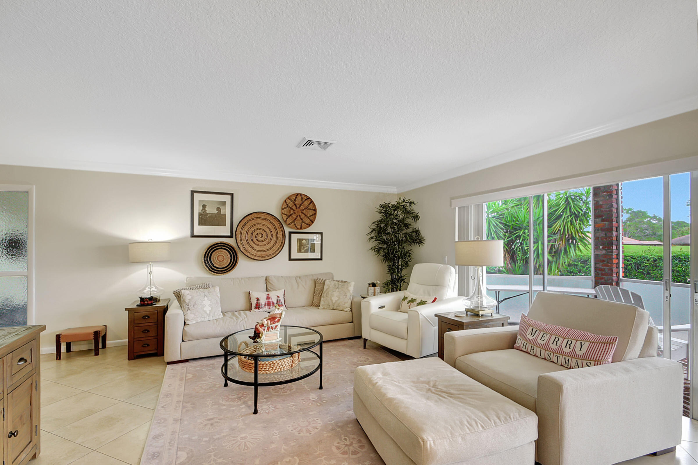 324 Orange Tree Drive, Unit 2 Atlantis, FL 33462 - Photo 5 of 67 Golf Views