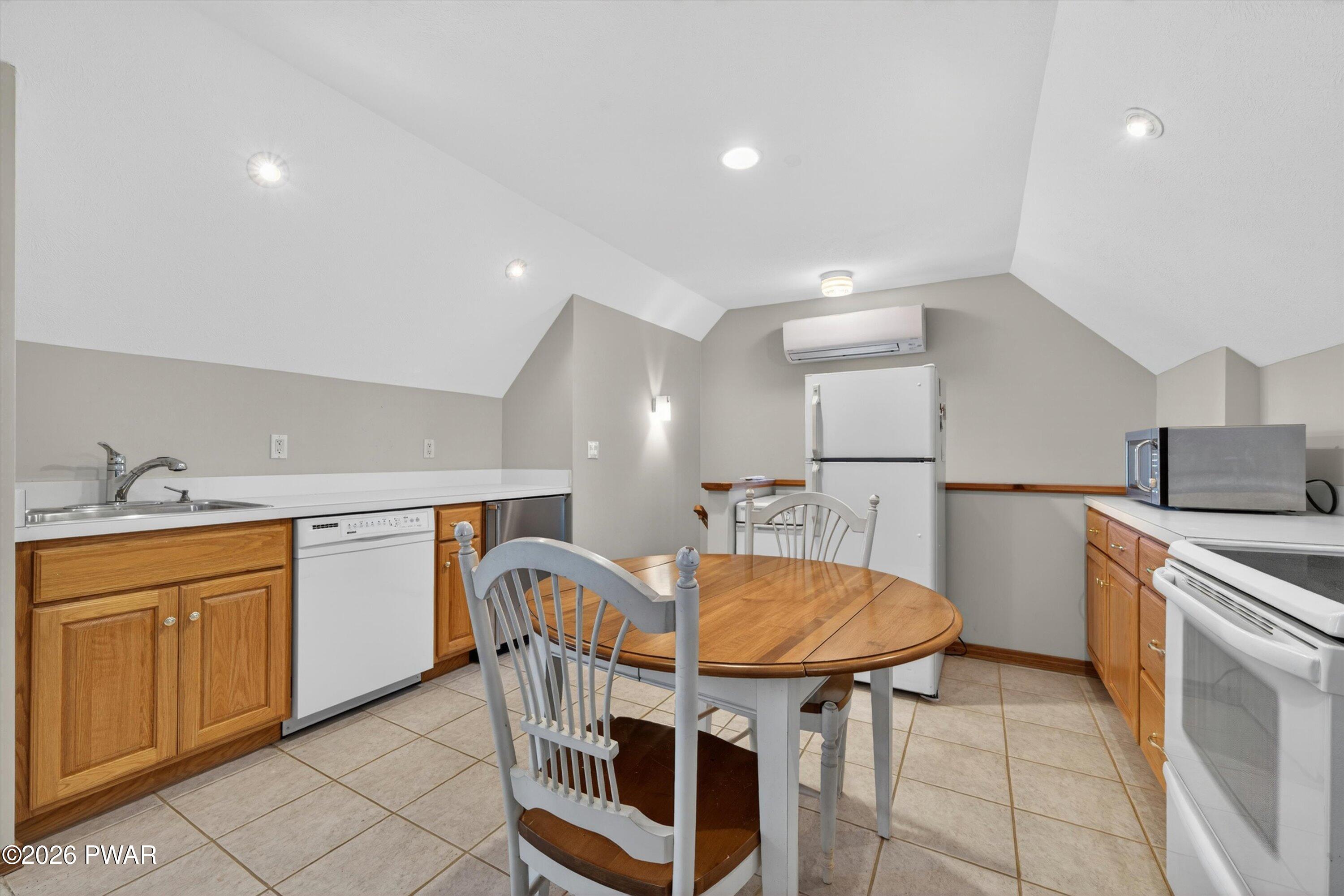129 Valleyview Road Greentown, PA 18426 - Photo 58 of 124