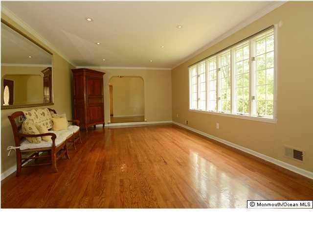 27 Pilgrim Way Colts Neck, NJ 07722 - Photo 3 of 3 Additional Photo