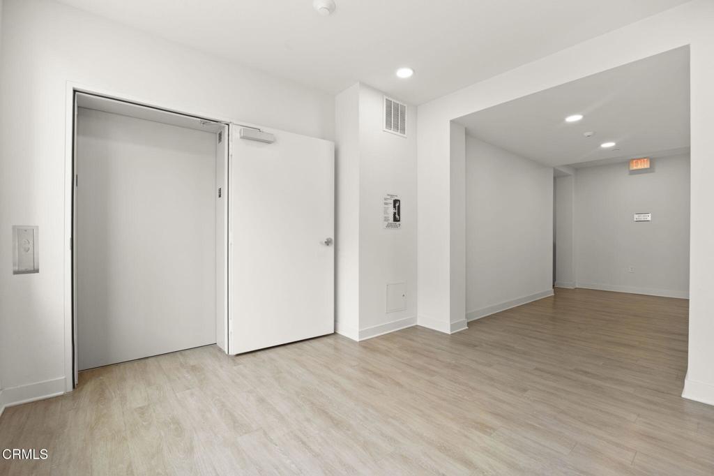 2850 Wagon Wheel Road, Unit 302 Oxnard, CA 93036 - Photo 40 of 50 a view of an empty room