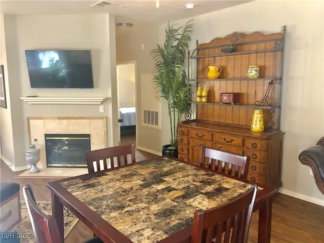 $1,995 | 5250 South Rainbow Boulevard, Unit 2105, Las Vegas, NV 89118