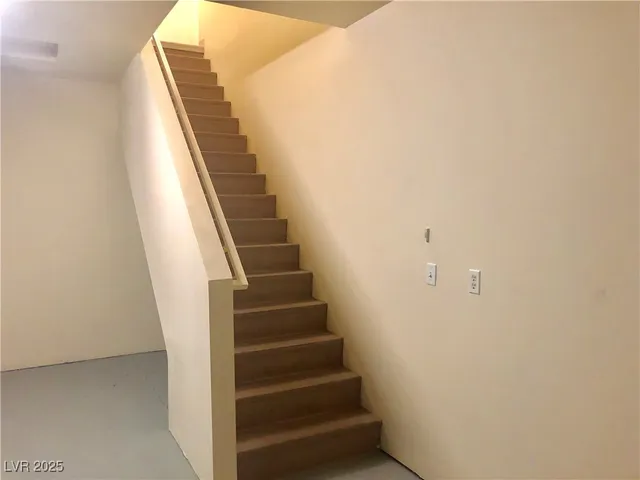 $1,995 | 5250 South Rainbow Boulevard, Unit 2105, Las Vegas, NV 89118