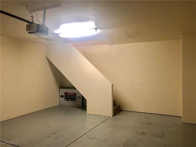 $1,995 | 5250 South Rainbow Boulevard, Unit 2105, Las Vegas, NV 89118