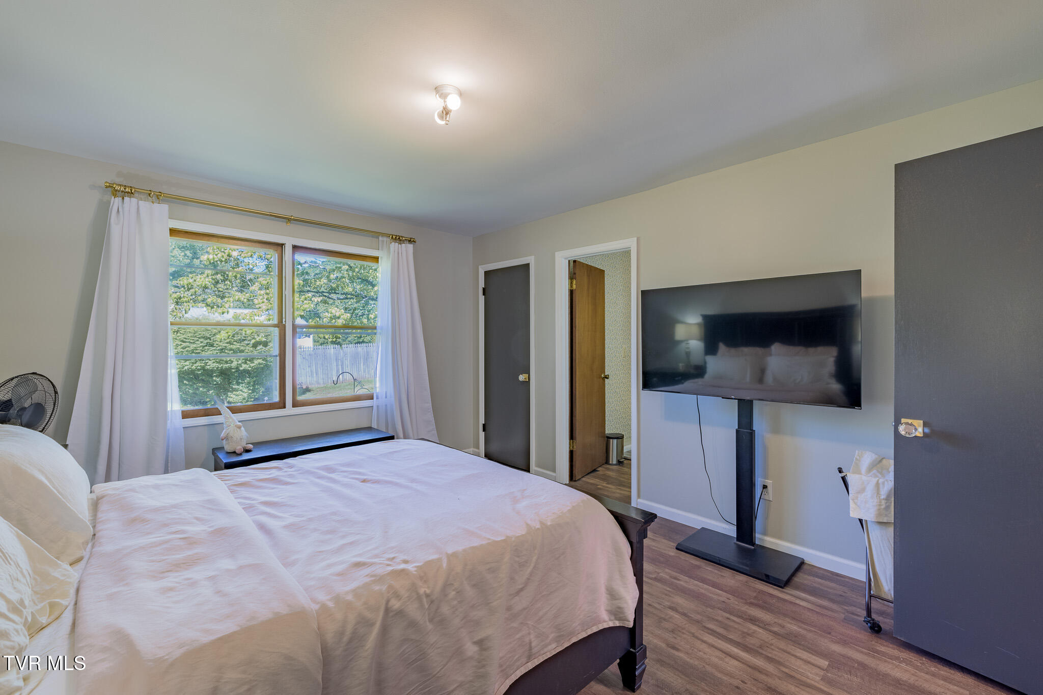 3222 Marbleton Road Unicoi, TN 37692 - Photo 19 of 40 1R9A6309-HDR