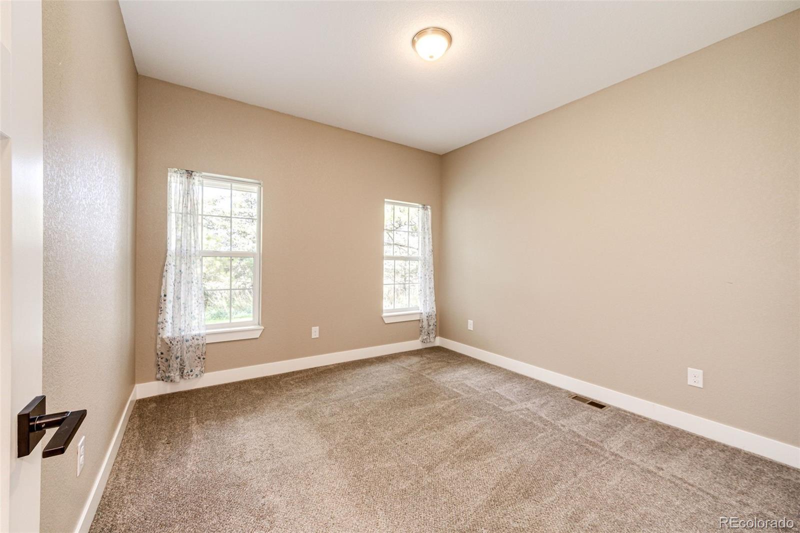 8375 Strasburg Road Strasburg, CO 80136 - Photo 21 of 34