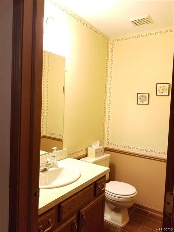 1699 Snowden Circle Rochester Hills, MI 48306 - Photo 26 of 31
