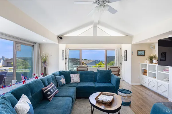 $1,549,000 | 221 Condor Court, Bodega Bay, CA 94923