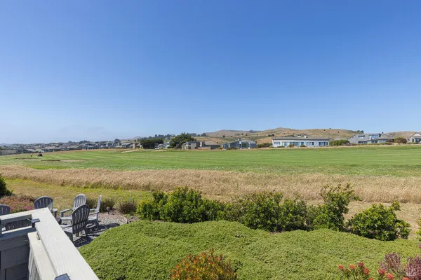 $1,549,000 | 221 Condor Court, Bodega Bay, CA 94923