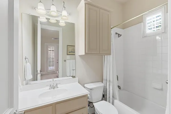 $920,000 | 781 Lark Street, Lantana, TX 76226