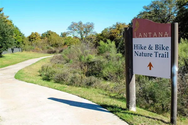 $920,000 | 781 Lark Street, Lantana, TX 76226