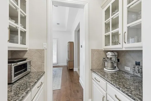 $920,000 | 781 Lark Street, Lantana, TX 76226