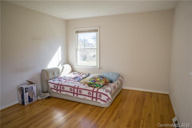 8 Parham Road Leicester, NC 28748 - Photo 12 of 20 Gallery Image 12
