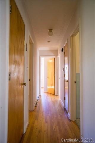8 Parham Road Leicester, NC 28748 - Photo 10 of 20 Gallery Image 10