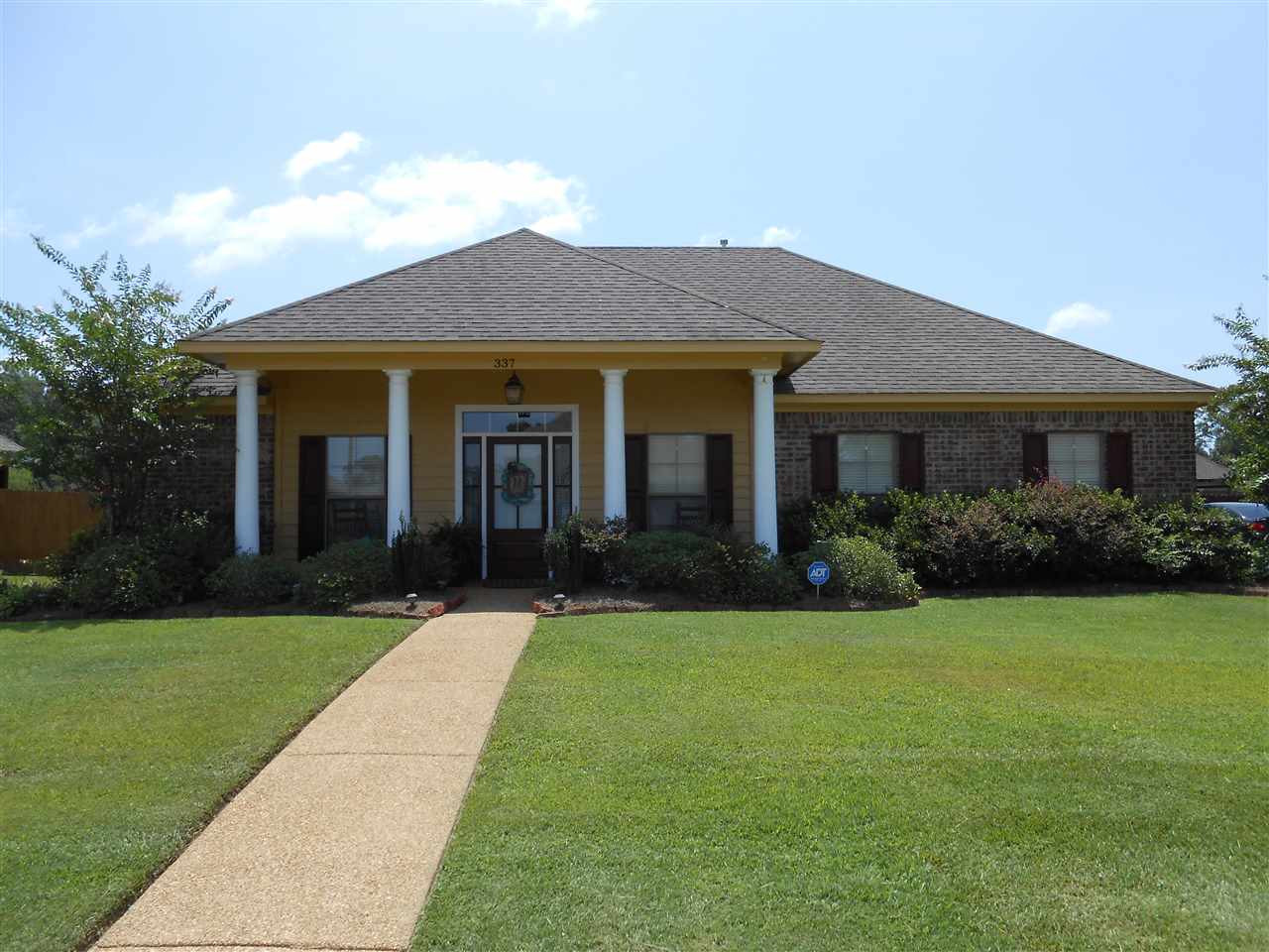 337 Towne Street Brandon, MS 39042 - Photo 1 of 40 Photo 1