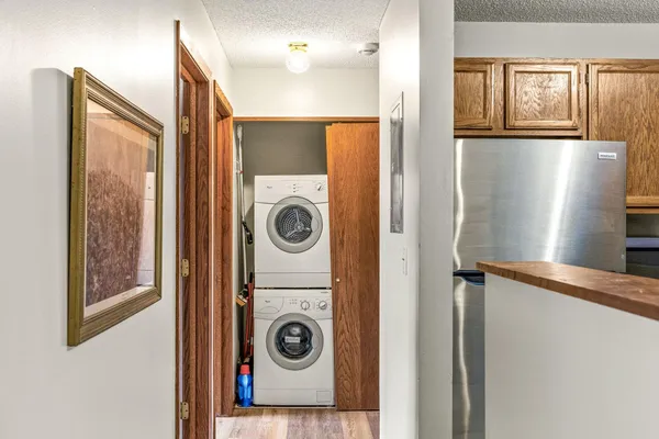 $149,900 | 1215 Ferndale Street North, Unit A12, Maplewood, MN 55119