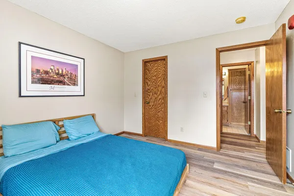 $149,900 | 1215 Ferndale Street North, Unit A12, Maplewood, MN 55119