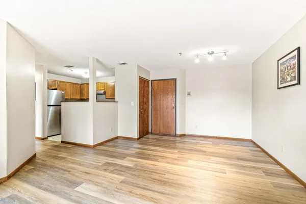 $149,900 | 1215 Ferndale Street North, Unit A12, Maplewood, MN 55119