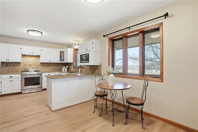 $499,950 | 3910 Carter Drive, Smithville, MO 64089