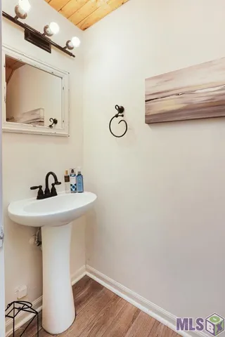 $133,900 | 10926 Old Hammond Highway, Unit 3, Baton Rouge, LA 70816