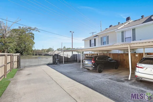 $133,900 | 10926 Old Hammond Highway, Unit 3, Baton Rouge, LA 70816