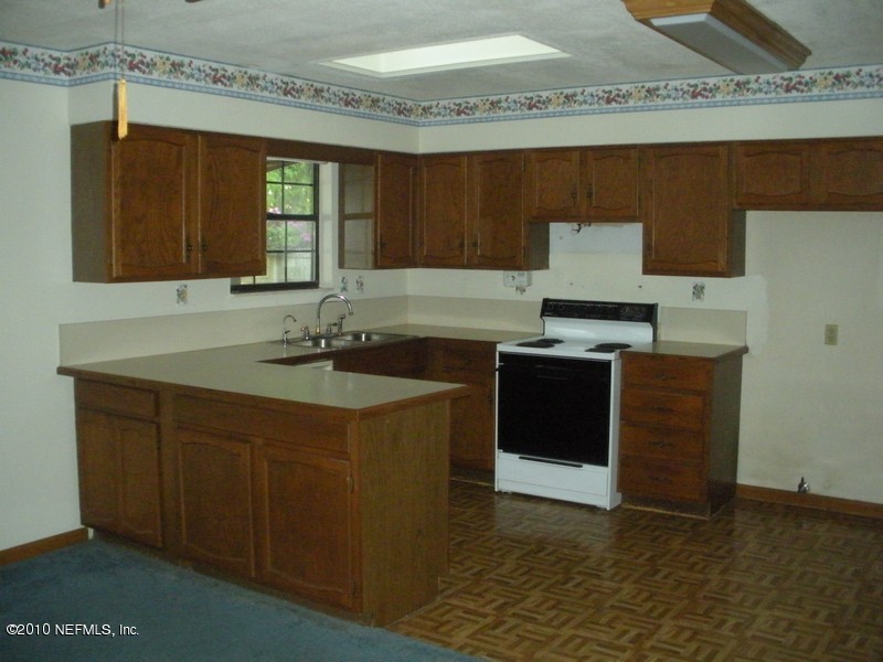 3209 Bliss Road Orange Park, FL 32065 - Photo 4 of 4 Kitchen