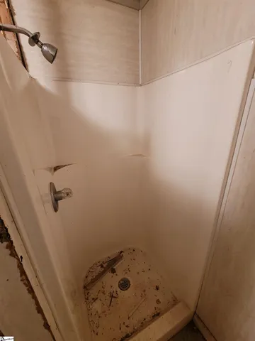 $700,000 | 533 Crest Drive, Easley, SC 29640