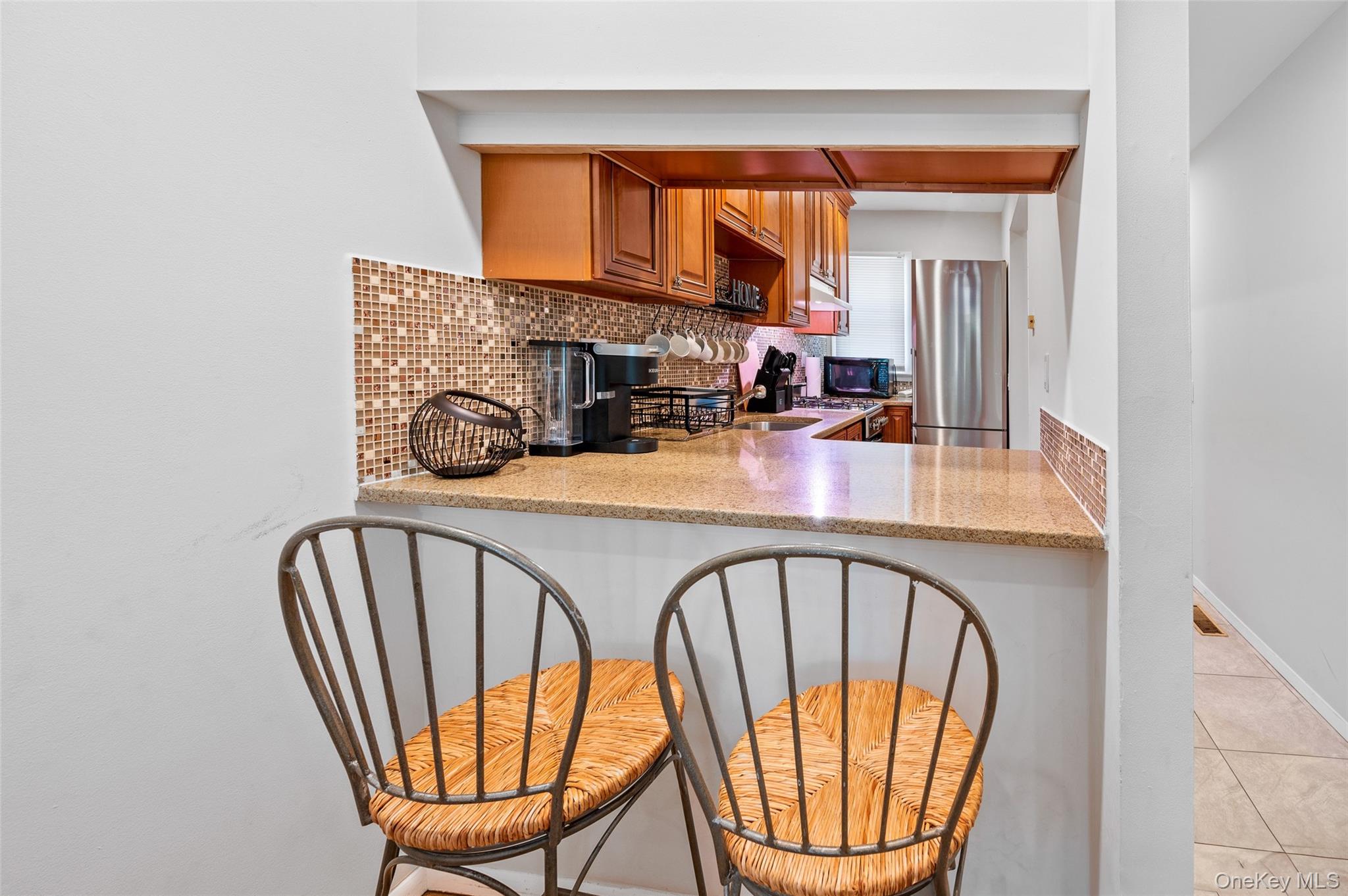 49 Canoe Place Road Hampton Bays, NY 11946 - Photo 7 of 27 Gallery Image 7