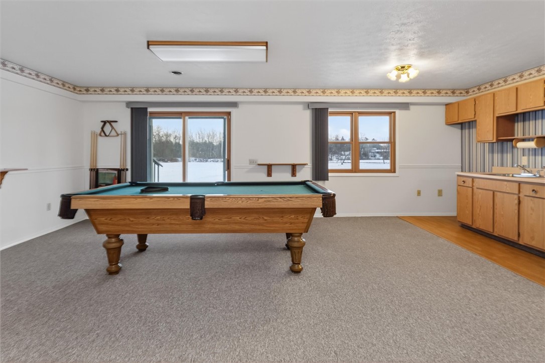 2812 Quaker Road Palmyra, NY 14522 - Photo 43 of 49 pool table included!