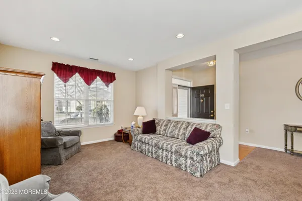 $479,900 | 101 Huntington Drive, Jackson, NJ 08527
