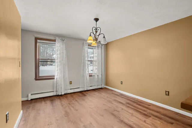 $535,000 | 4 Bellflower Circle, Concord, NH 03303