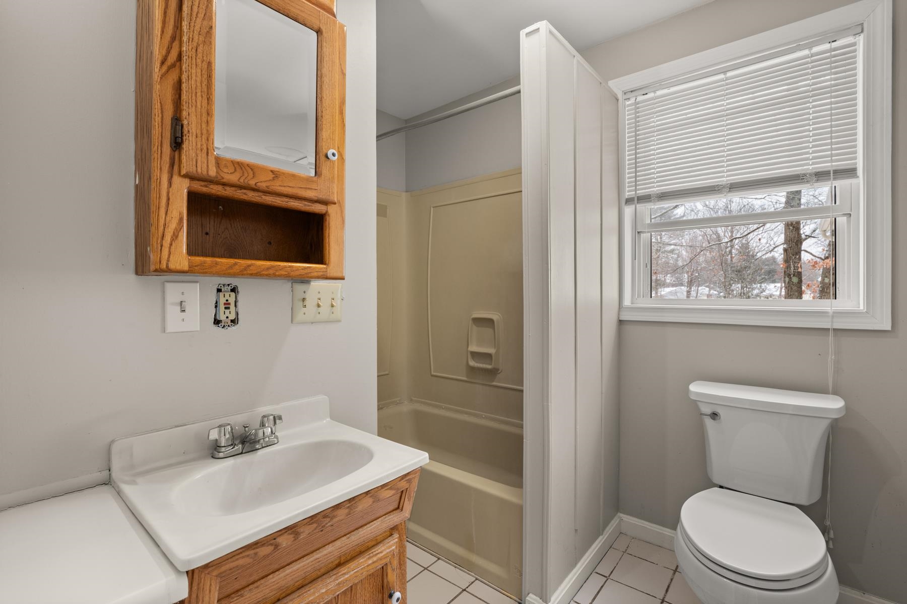 4 Bellflower Circle Concord, NH 03303 - Photo 7 of 55