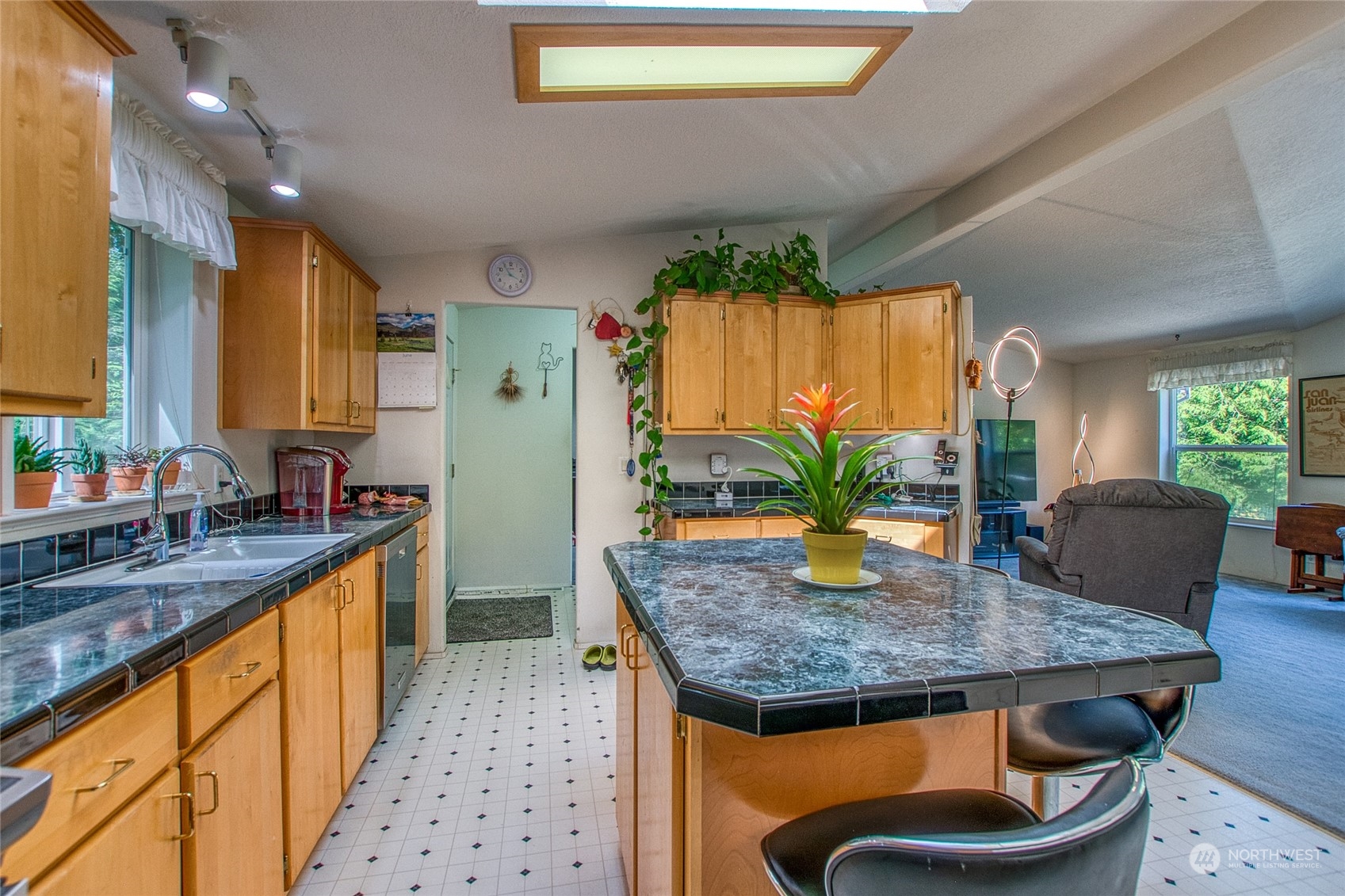 851 Crow Valley Road Orcas Island, WA 98245 - Photo 10 of 38 Gallery Image 10