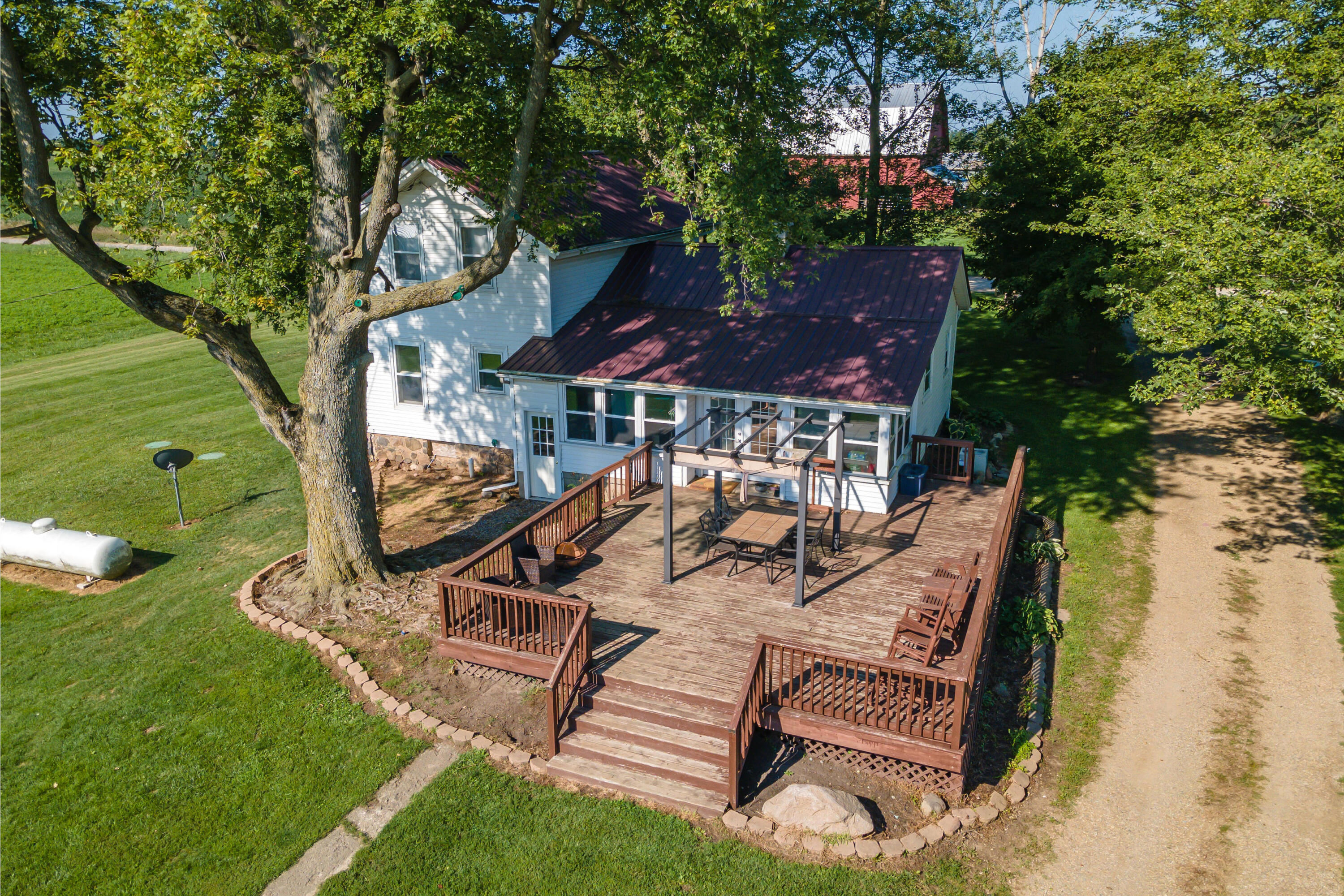 8631 Lickley Road Pittsford, MI 49271 - Photo 7 of 45 10