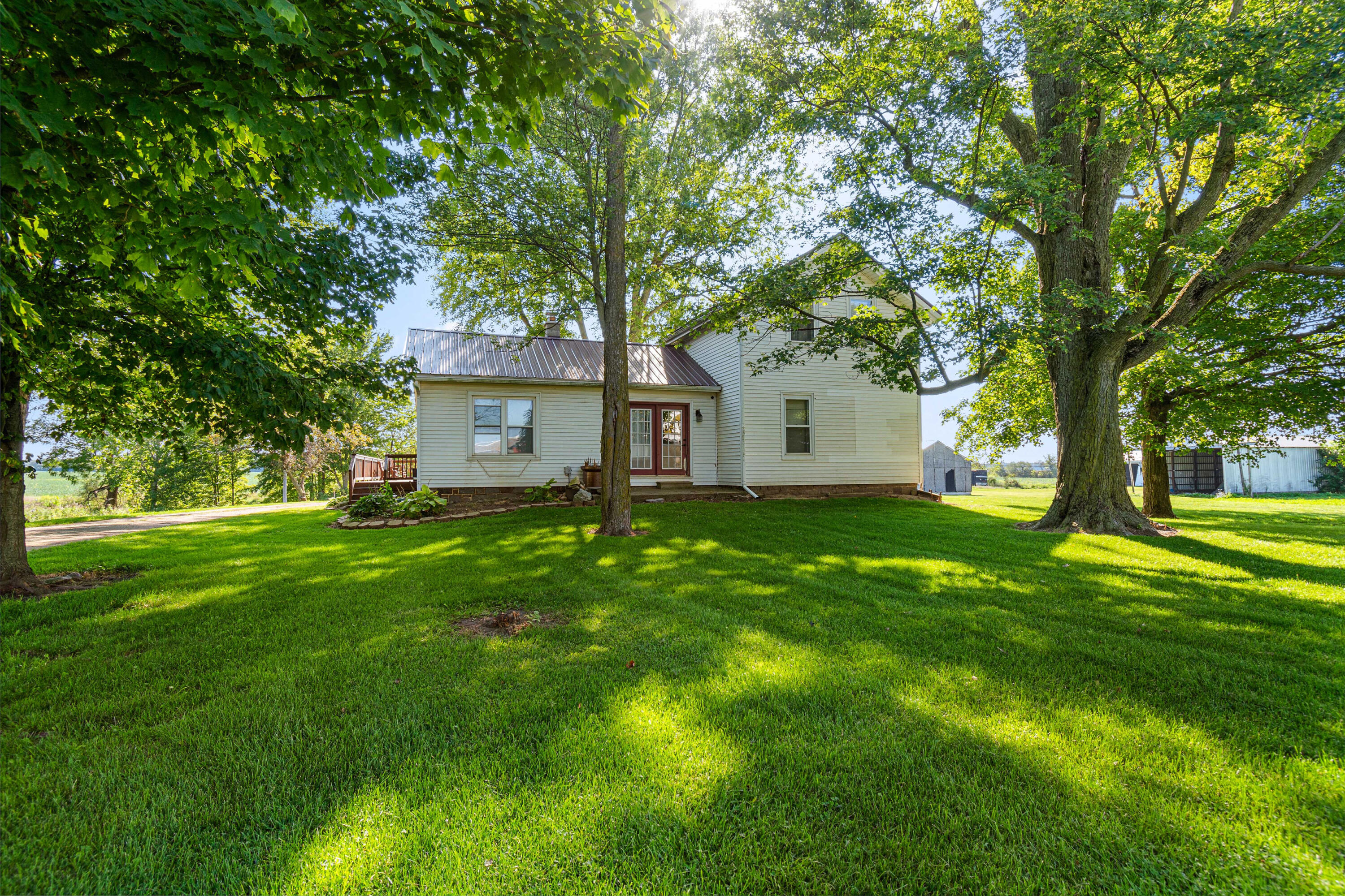 8631 Lickley Road Pittsford, MI 49271 - Photo 10 of 45 15