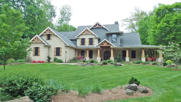 $789,900 | 113 Lakewood Drive, Vincennes, IN 47591