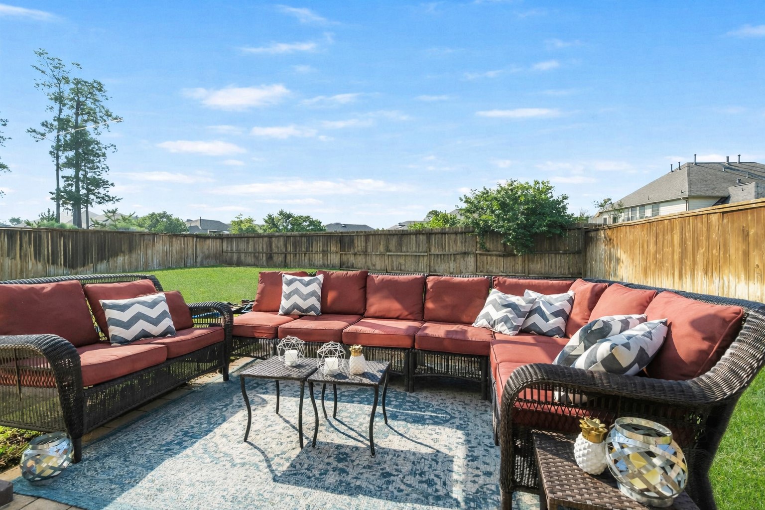 62 West Lasting Spring Circle The Woodlands, TX 77389 - Photo 44 of 46 a terrace view with sitting space and garden