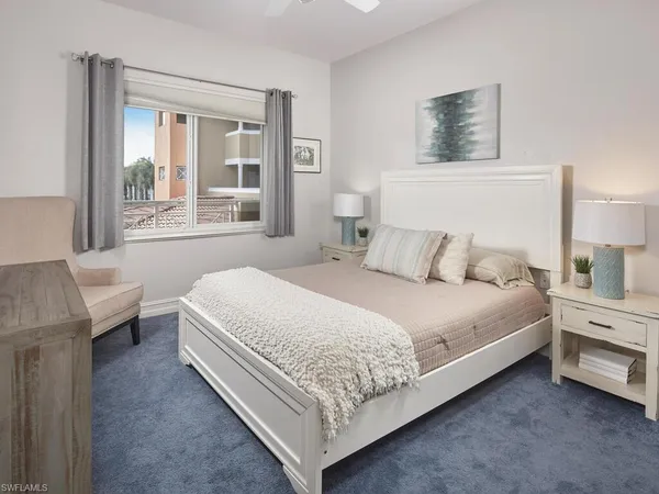 $1,150,000 | 850 6th Avenue North, Unit 204, Naples, FL 34102