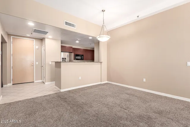 $2,200 | 2302 North Central Avenue, Unit 207, Phoenix, AZ 85004