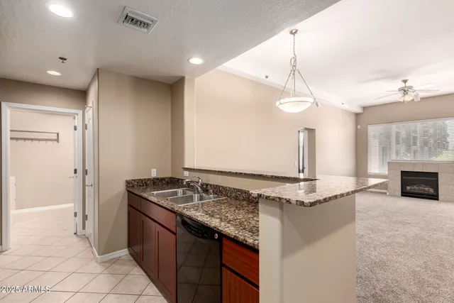 $2,200 | 2302 North Central Avenue, Unit 207, Phoenix, AZ 85004