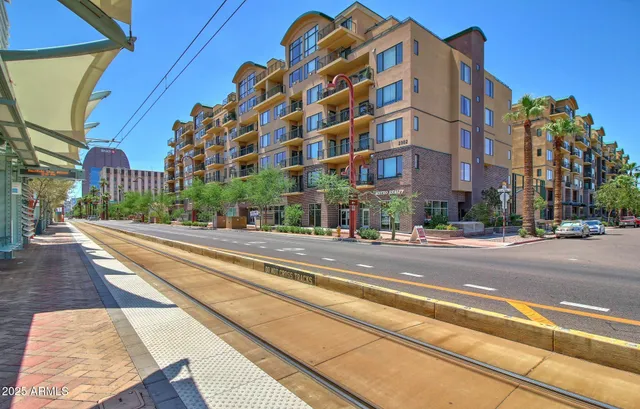 $2,200 | 2302 North Central Avenue, Unit 207, Phoenix, AZ 85004