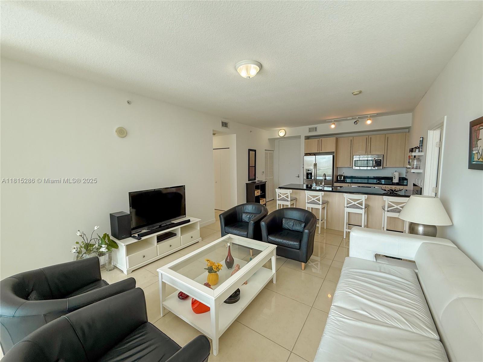 79 Southwest 12th Street, Unit 1603S Miami, FL 33130 - Photo 12 of 42