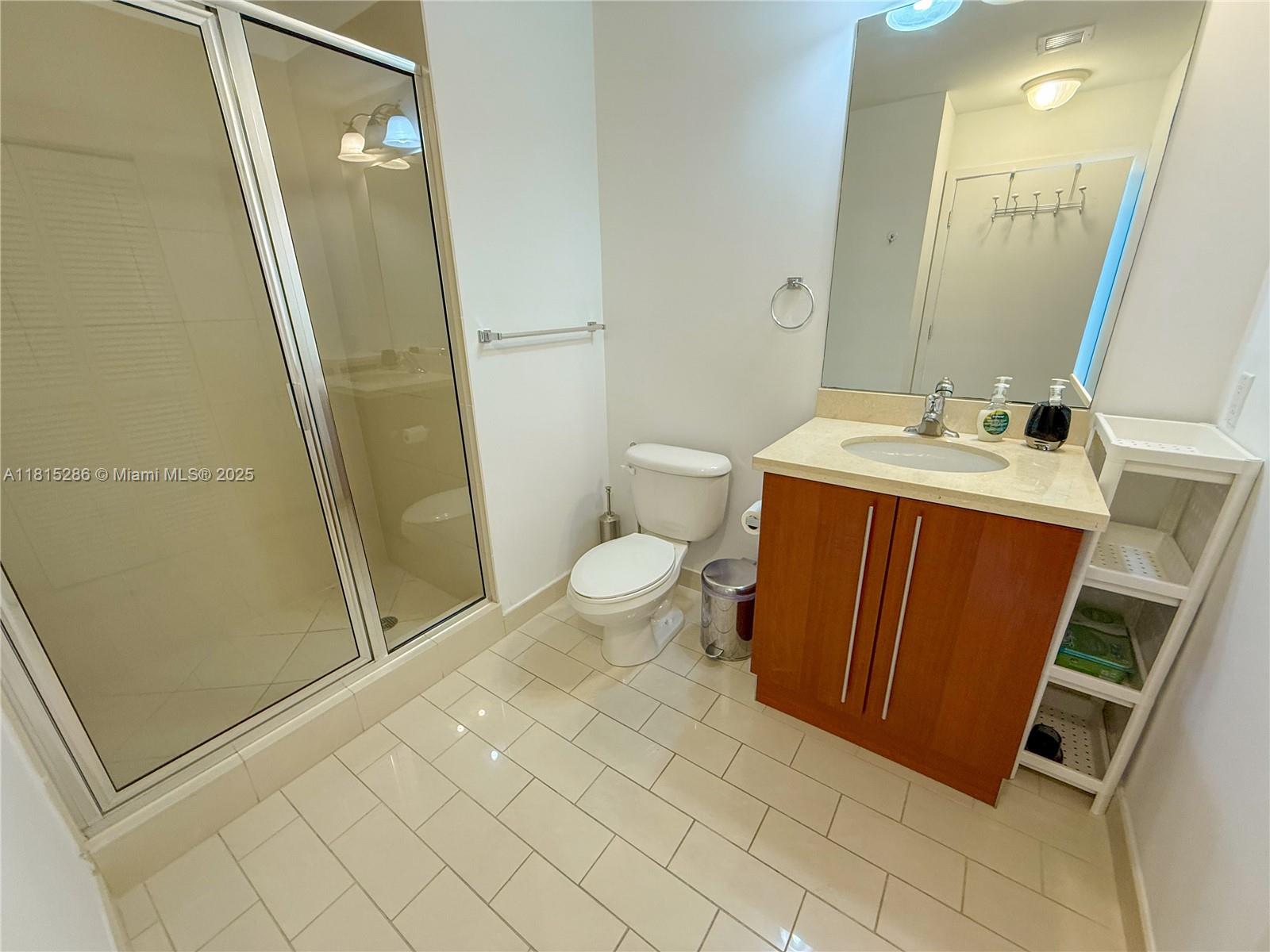 79 Southwest 12th Street, Unit 1603S Miami, FL 33130 - Photo 18 of 42