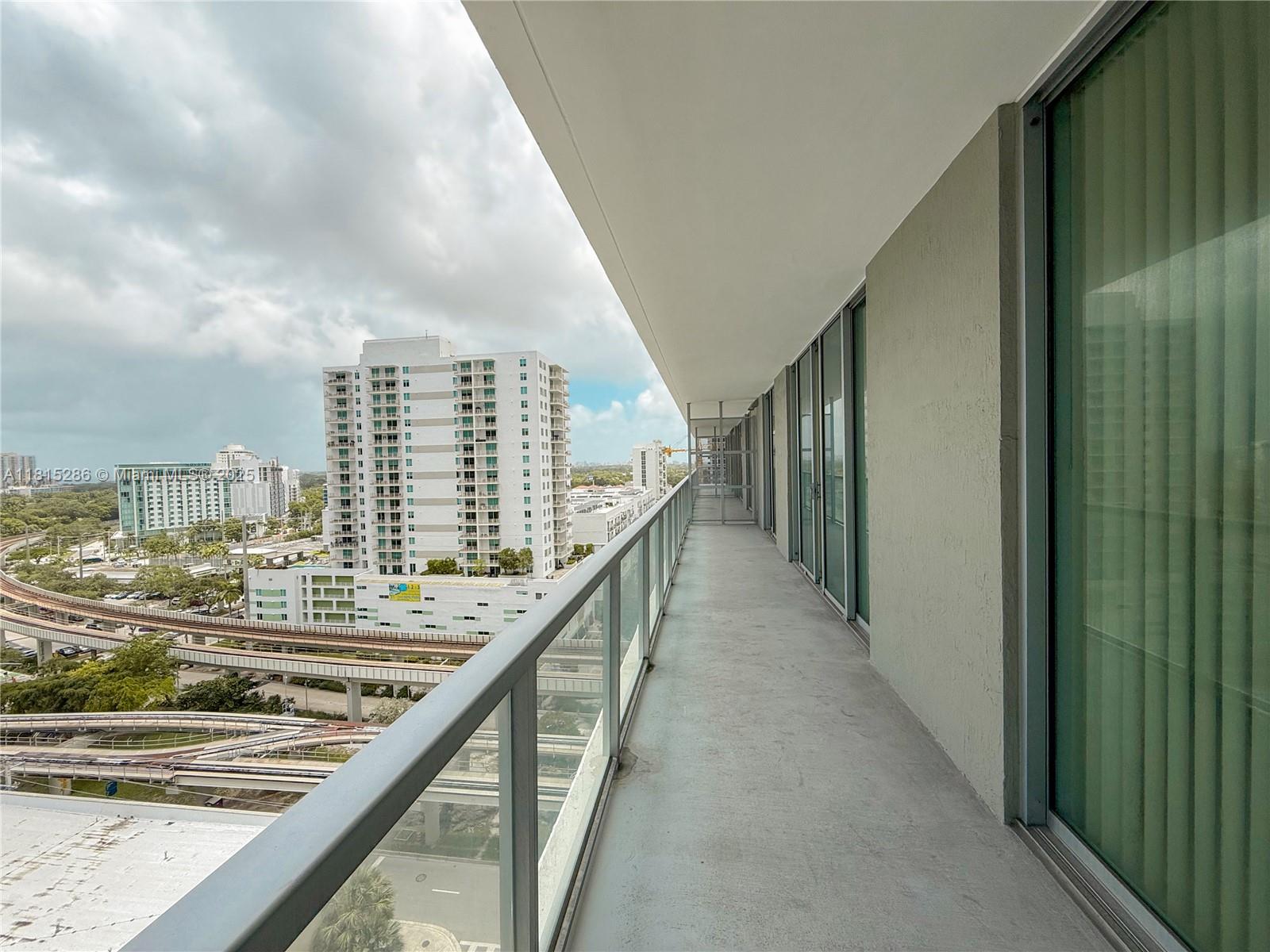 79 Southwest 12th Street, Unit 1603S Miami, FL 33130 - Photo 28 of 42