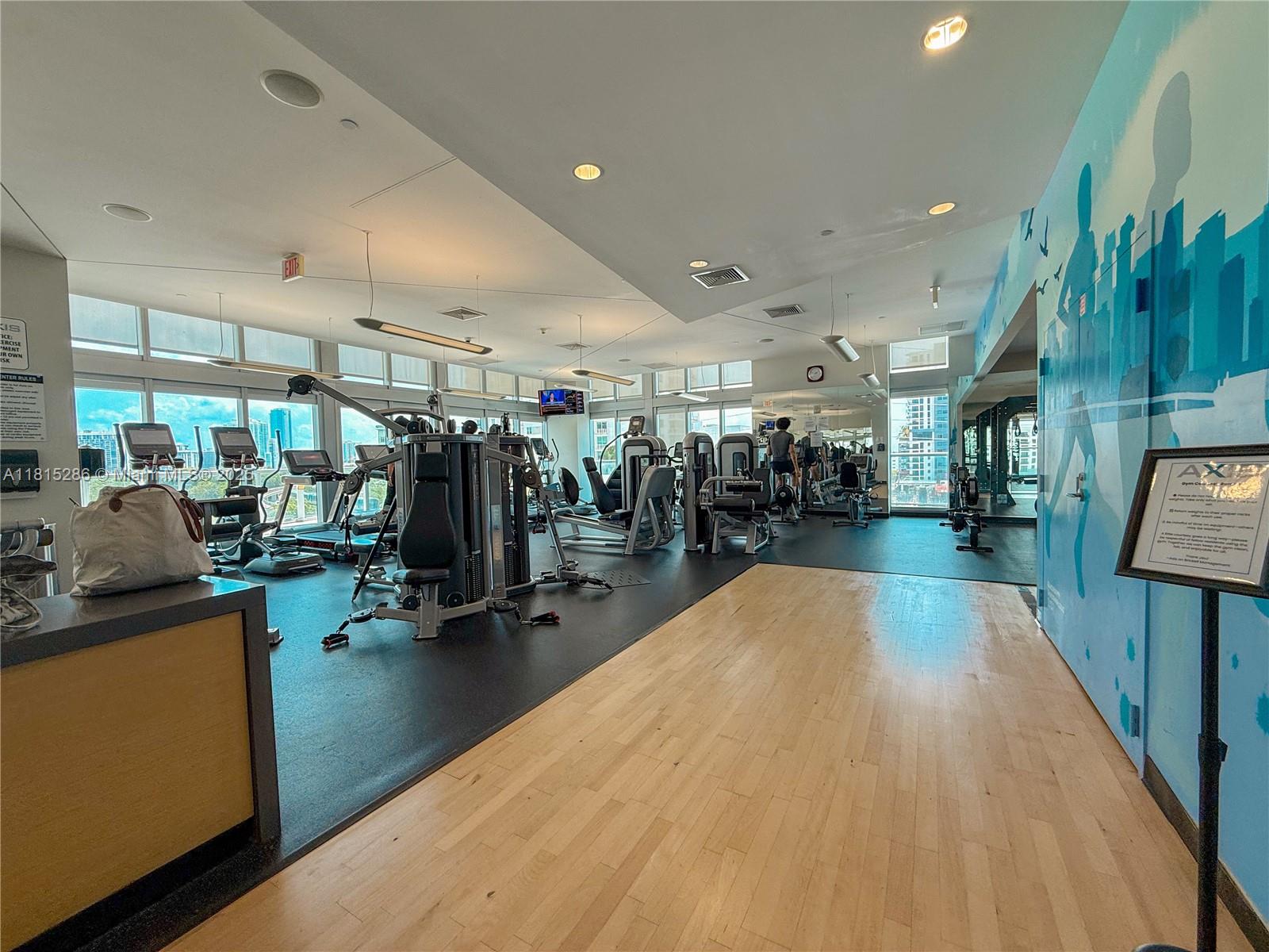 79 Southwest 12th Street, Unit 1603S Miami, FL 33130 - Photo 32 of 42