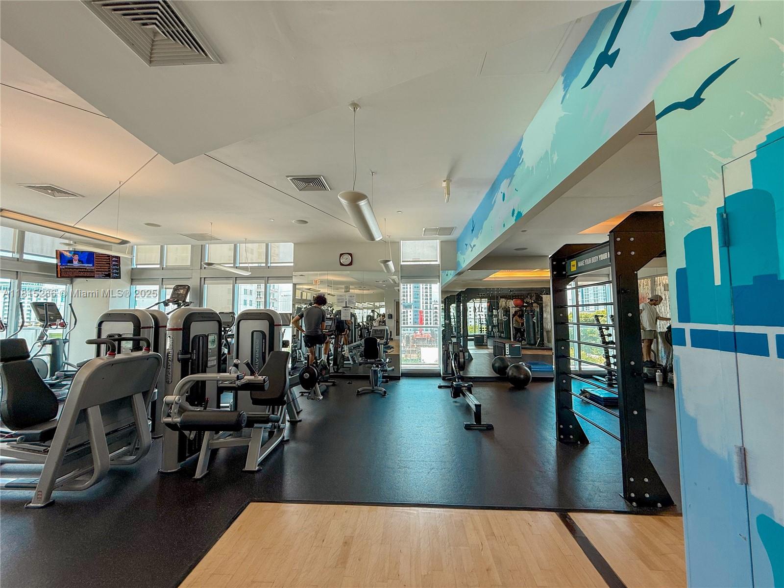 79 Southwest 12th Street, Unit 1603S Miami, FL 33130 - Photo 33 of 42