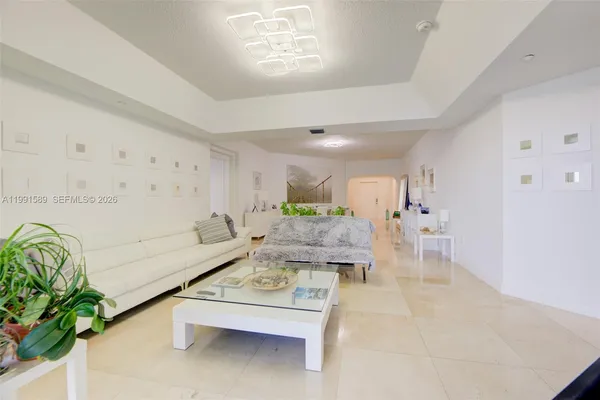$5,000 | 10700 Northwest 66th Street, Unit 207, Doral, FL 33178